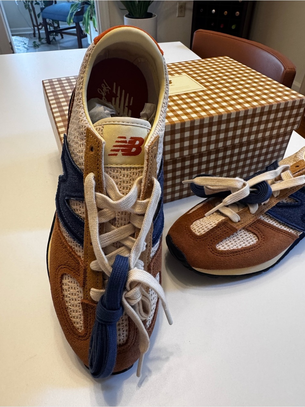Sezane Sézane X New Balance Ecru / Brown - Size US 8 unisex - Picture 4 of 6